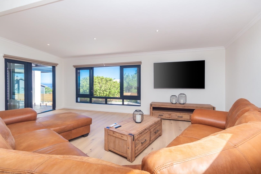 4 Bedroom Property for Sale in Camps Bay Western Cape